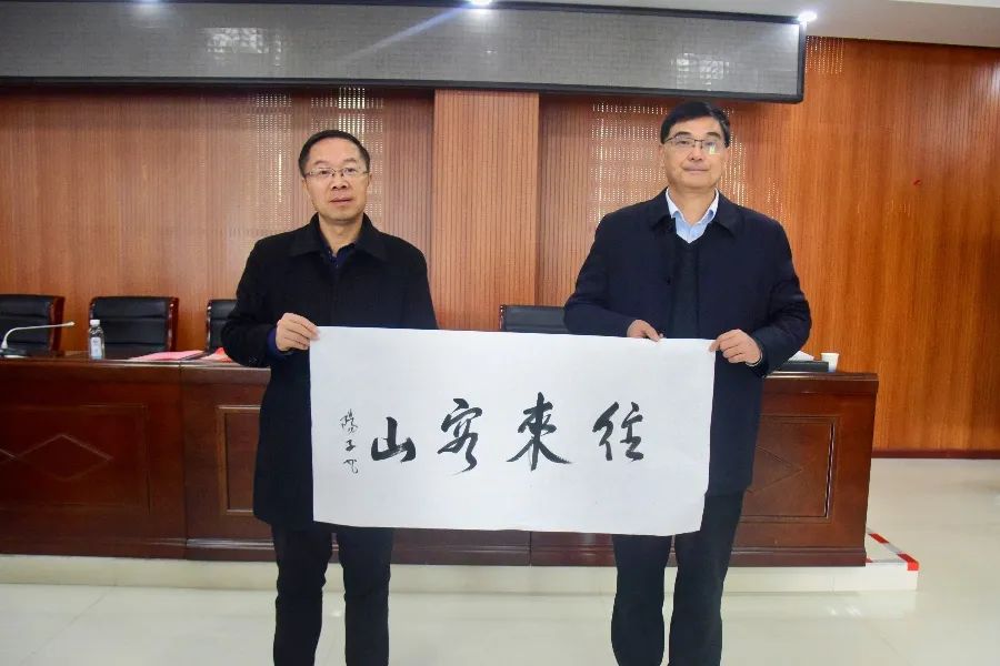 江西众诗人聚灵山景区，开了这个会