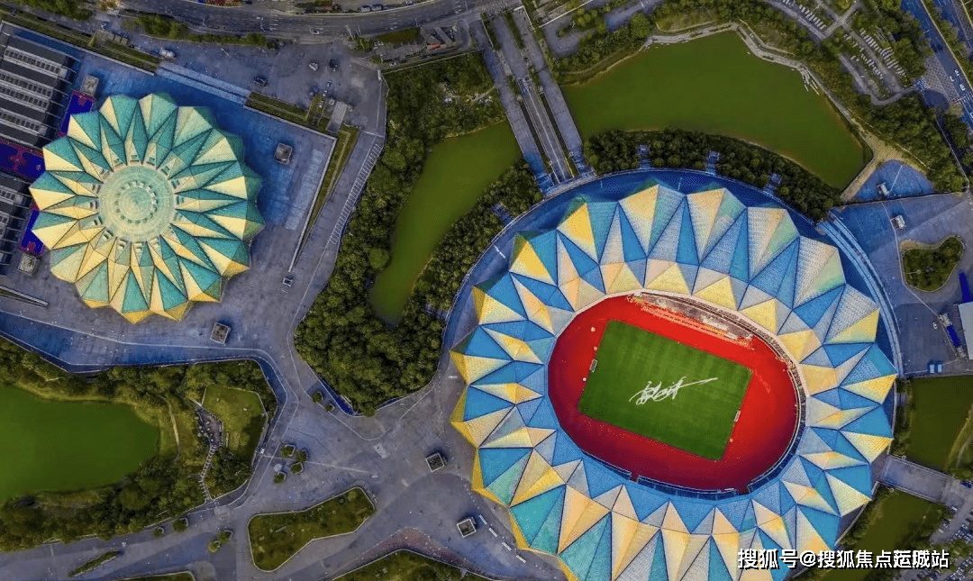 紧邻大运国际大学城,揽智核资产,汇聚城市菁英,与国际接轨,智创一城