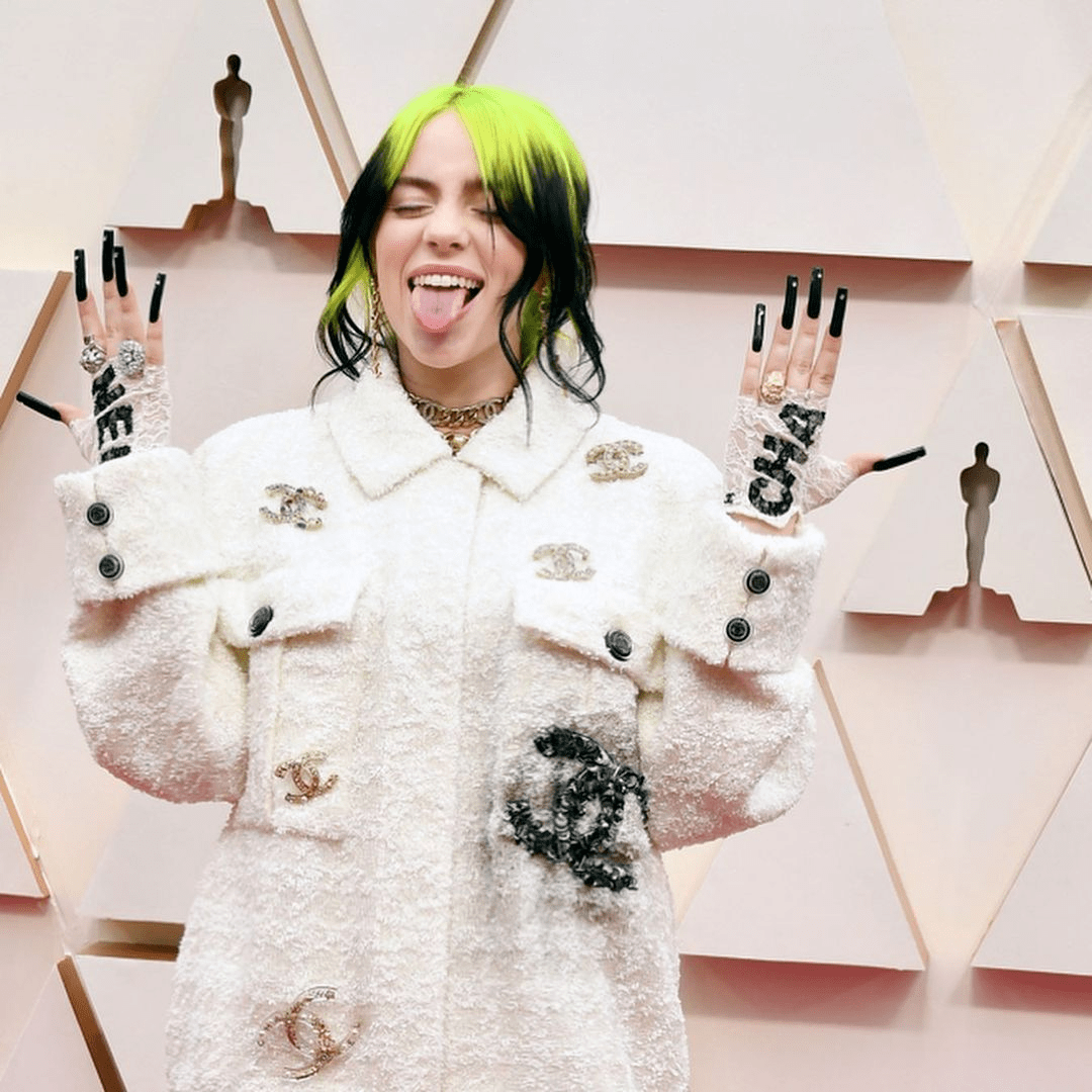 碧梨大胆突破形象,新造型引爆热议,网友惊呼:真是性感女神!