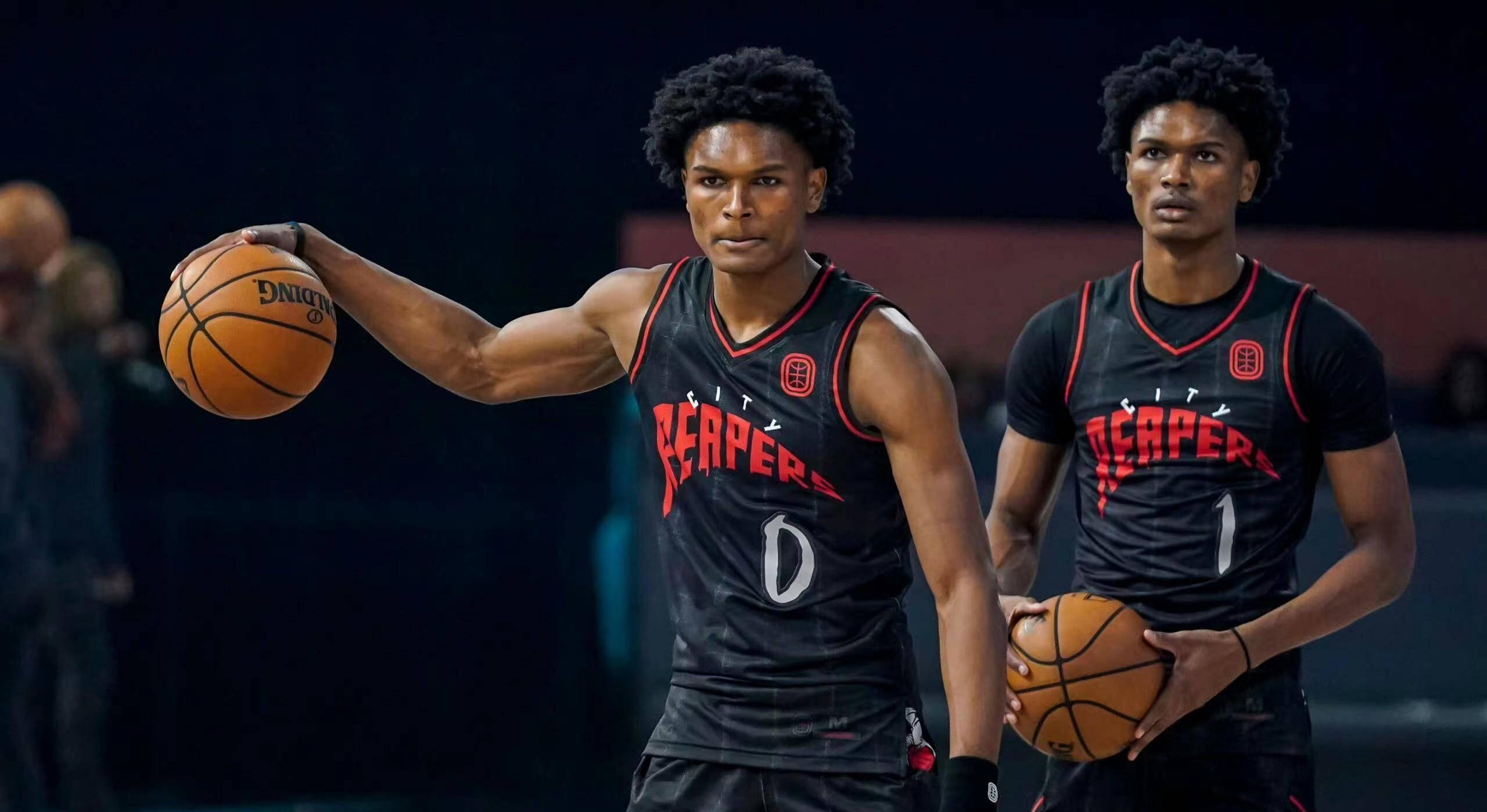 谁是联盟最强兄弟组合,库里,汤普森都要让路,第一正在准备选秀_哥哥