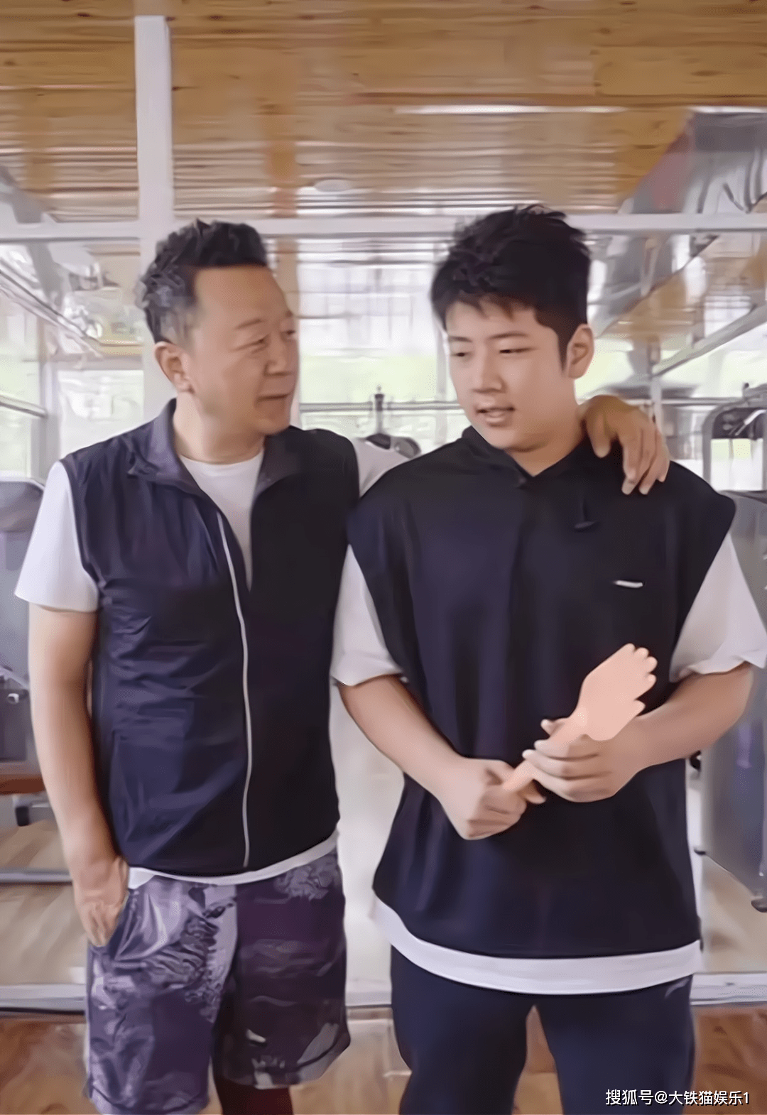 10位男孩现状:三位已成180 猛男,kimi被藏不给看脸_节目_爸爸_张亮