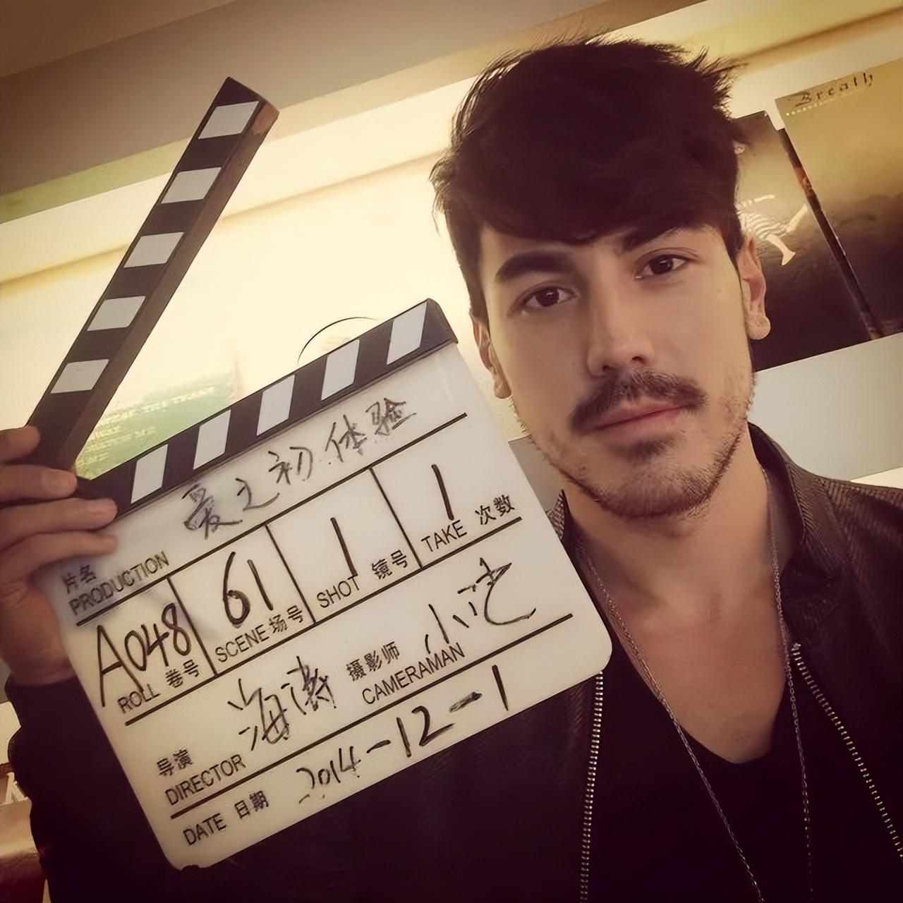 中英混血内娱男星,湖南台真的好爱他!_白梓轩_剧集_发展