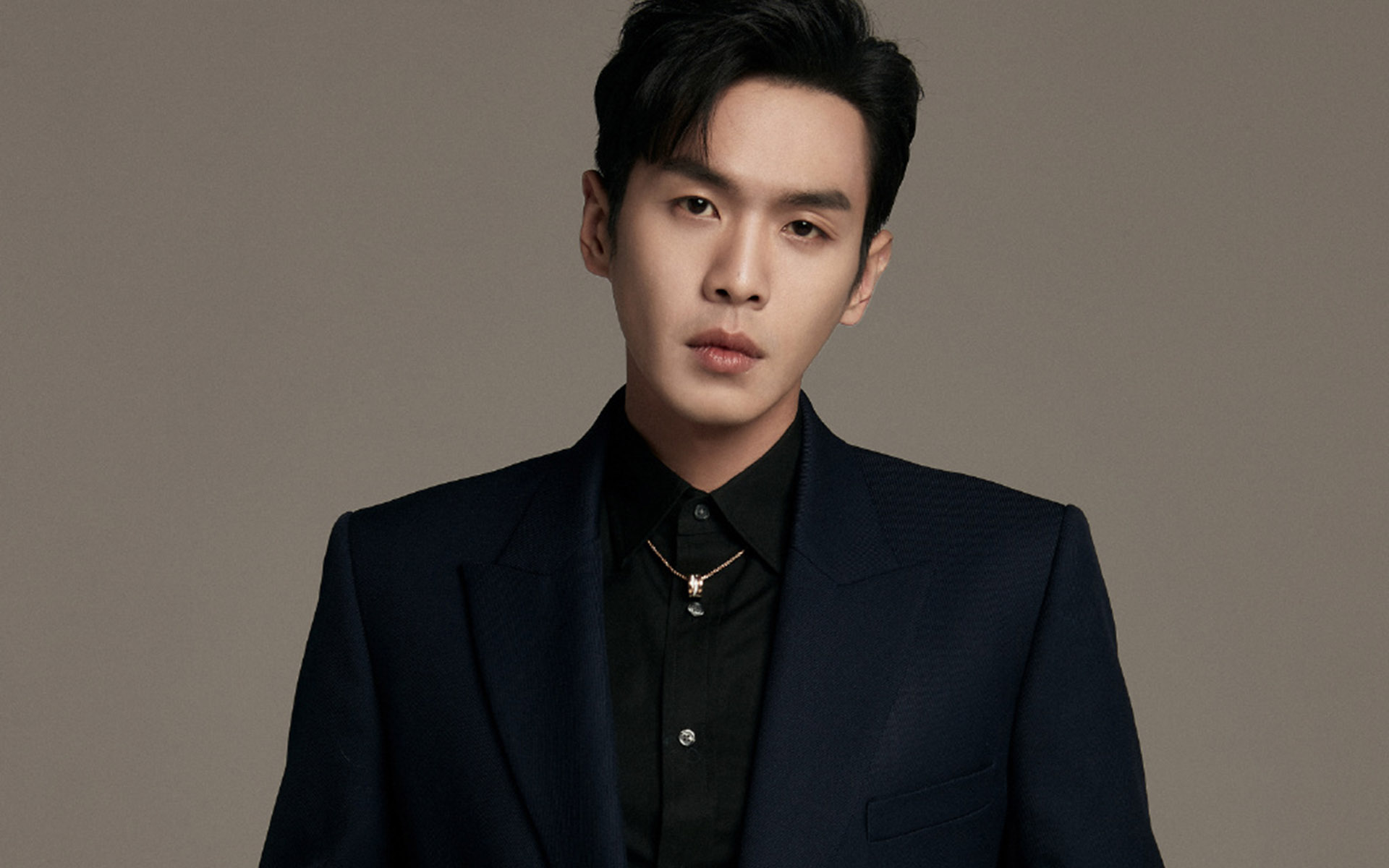 网友热议:张若昀演学生也不违和,演老师更好_角色_年龄段_其他