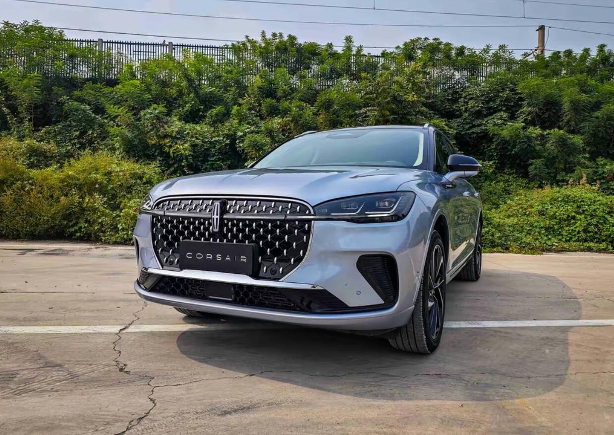 林肯冒险家如今,中国品牌新能源汽车的价位区间已经与林肯冒险家有