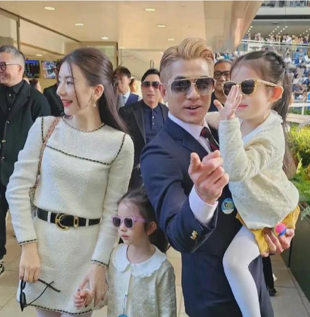 潘玮柏婚礼曝光!宣云换了5套昂贵婚纱,现场更是美女明星云集!