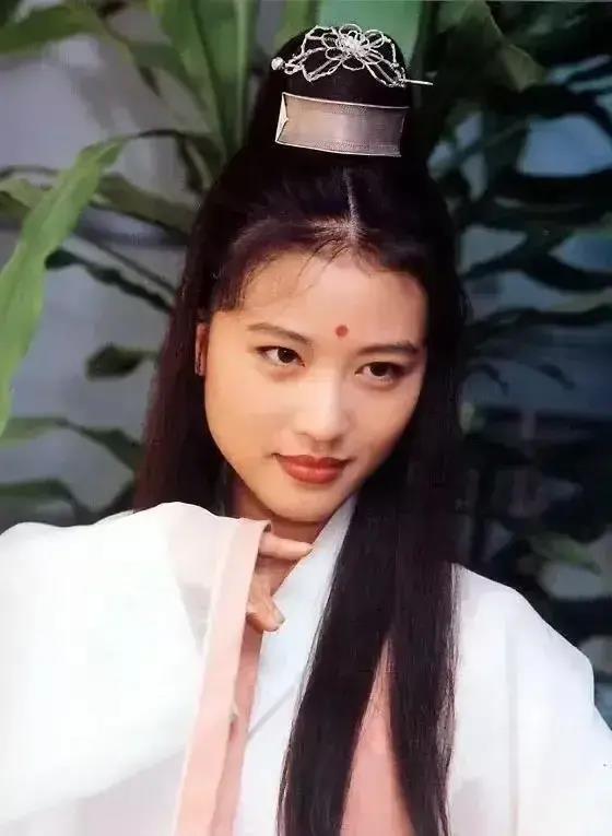 周海媚:从歌神 mv女主角到金庸剧女神的进阶之路!_表演_图片_经典