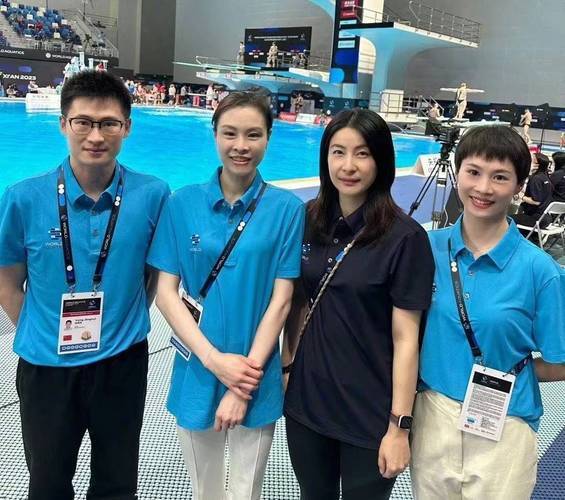 国际泳联裁判长,郭晶晶介入全红婵比赛争议事件_评分_跳水_建议