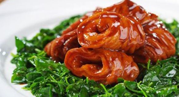 上海美食腌川红烧圈子,色泽红亮,卤汁浓稠