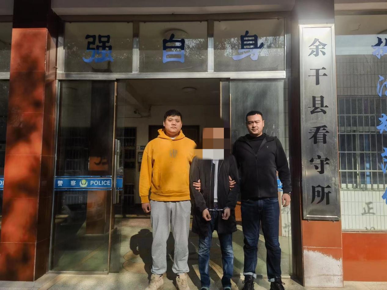 办案民警通过梳理分析相关证据,很快锁定了犯罪嫌疑人崔某在江西省的
