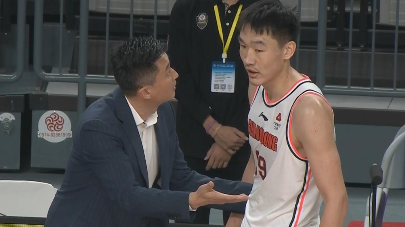 威姆斯0分,马尚0分,周琦缺席广东9连胜被终结_比赛_沃特斯_新疆男篮