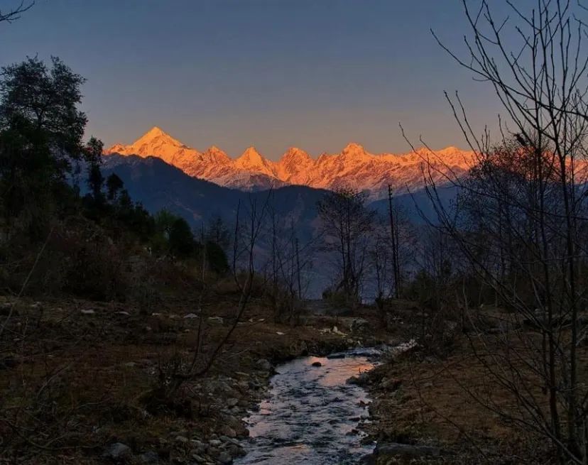 登山史上的偉大故事:1992年panch chuli峰探險隊_潘奇_山峰_冰川