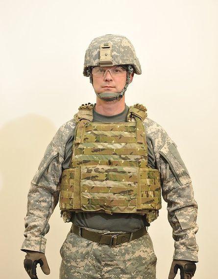 防弹衣之"防弹背心的由来"_防护_动作_士兵