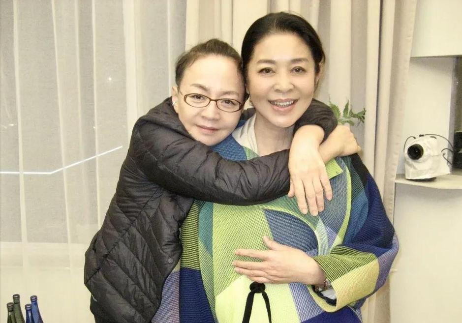 辞掉电视"铁饭碗"的4大名嘴:杨澜成亿万富翁,文青后悔转行_工作_吴征