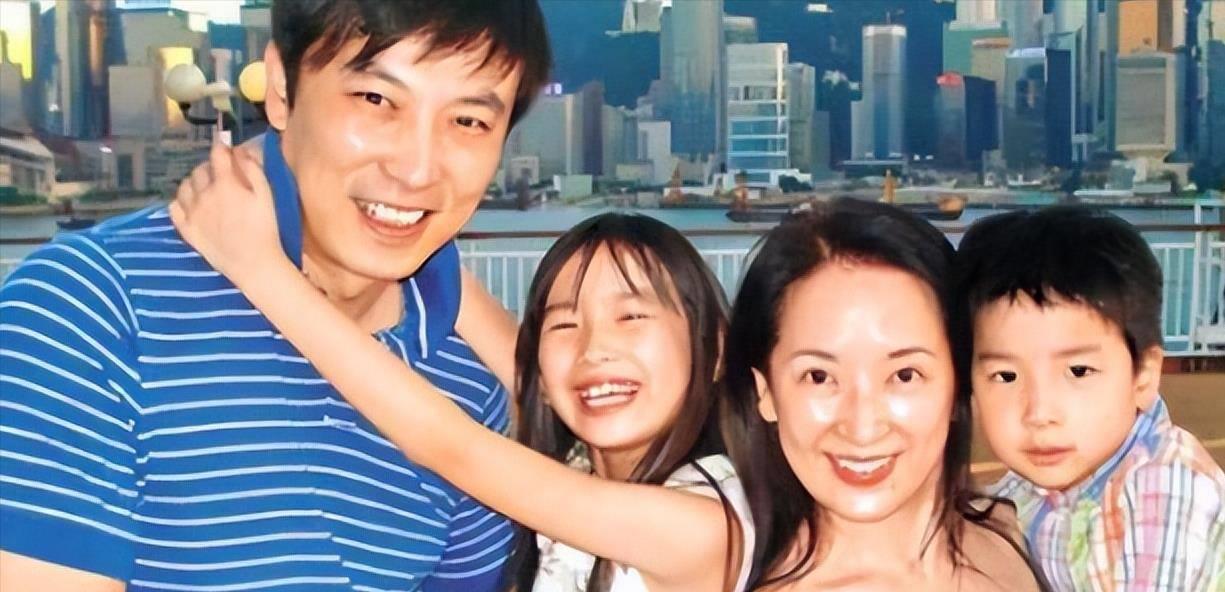 《雪山飞狐》过去32年,胡斐3段婚姻,程灵素分手,苗人凤消失了_孟非