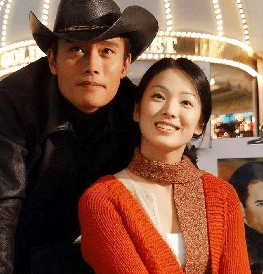 然而2003年,李秉宪与宋慧乔合作了一部爱情电视剧《all in》,收视率