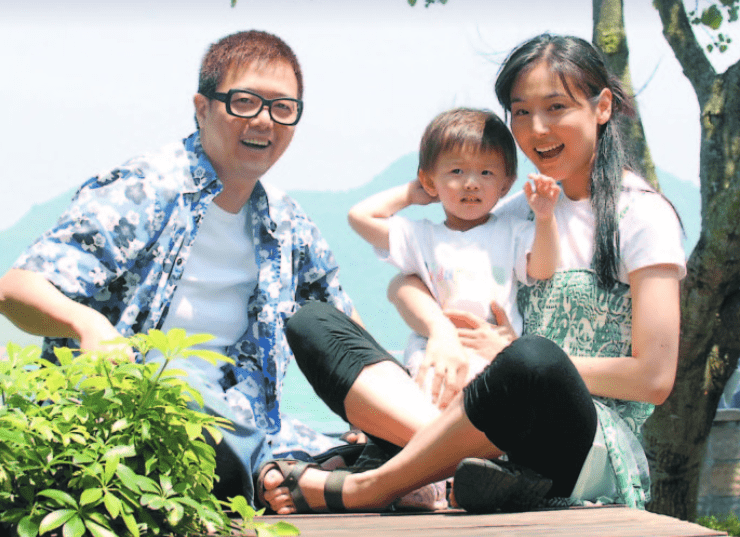 张延嫁tvb男星定居香港近况!