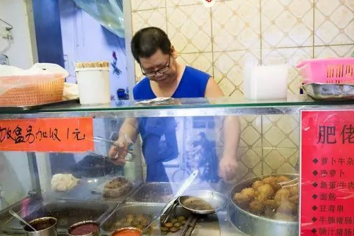 广州最最最贵的一条街,买不起但吃得起!(图3) 广州最最最贵的一条街,买不起但吃得起!(图3)