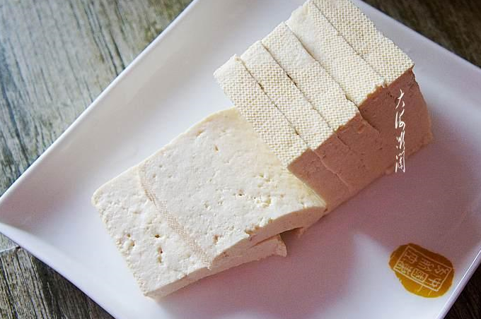 冬天多吃老豆腐,老人孩子补钙又健脑,加点它香辣十足(图6) 冬天多吃老豆腐,老人孩子补钙又健脑,加点它香辣十足(图6)