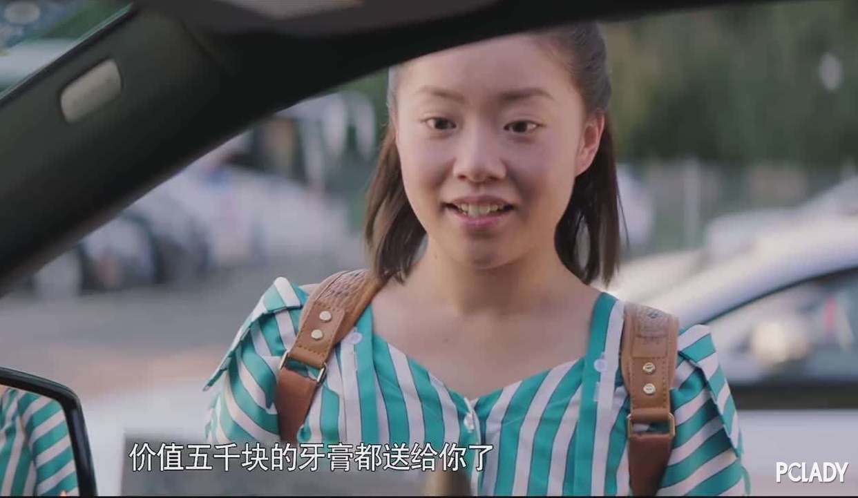 腳趾頭的精緻無瑕,在她扮演的角色裡都可以拋開,只為呈現最真實的一面