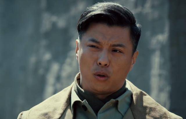 《光荣时代》郑朝阳从杨凤刚手下虎口逃生,没想到却为他留下后患_冼怡