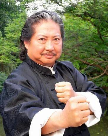 向华强和洪金宝面子有多大,国际巨星成龙在他俩面前只是个小弟_电影