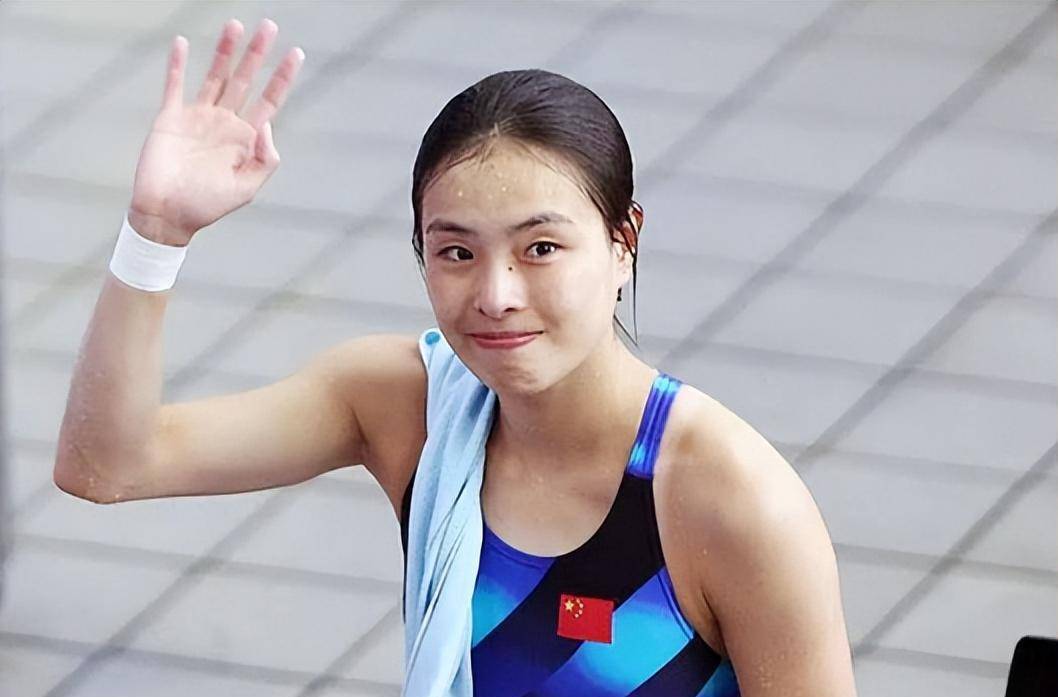 跳水女皇伏明霞:13岁成世界冠军,24岁嫁50岁富豪,如今怎样了