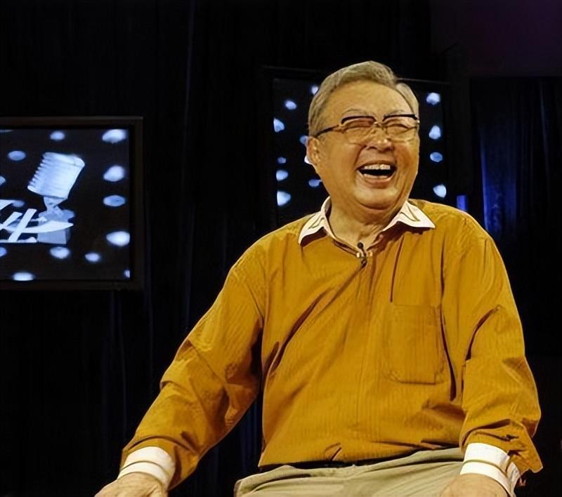 "笑佛"唐杰忠:风光一生,9登春晚,和姜昆是黄金搭档_相声_妻子_金文