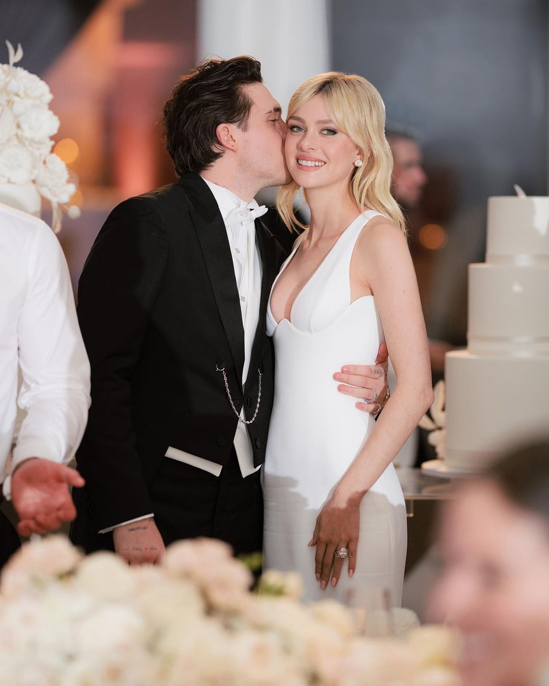 儿子"倒插门"的地位展现的淋漓尽致_维多利亚_妮可拉佩尔茨_布鲁克林