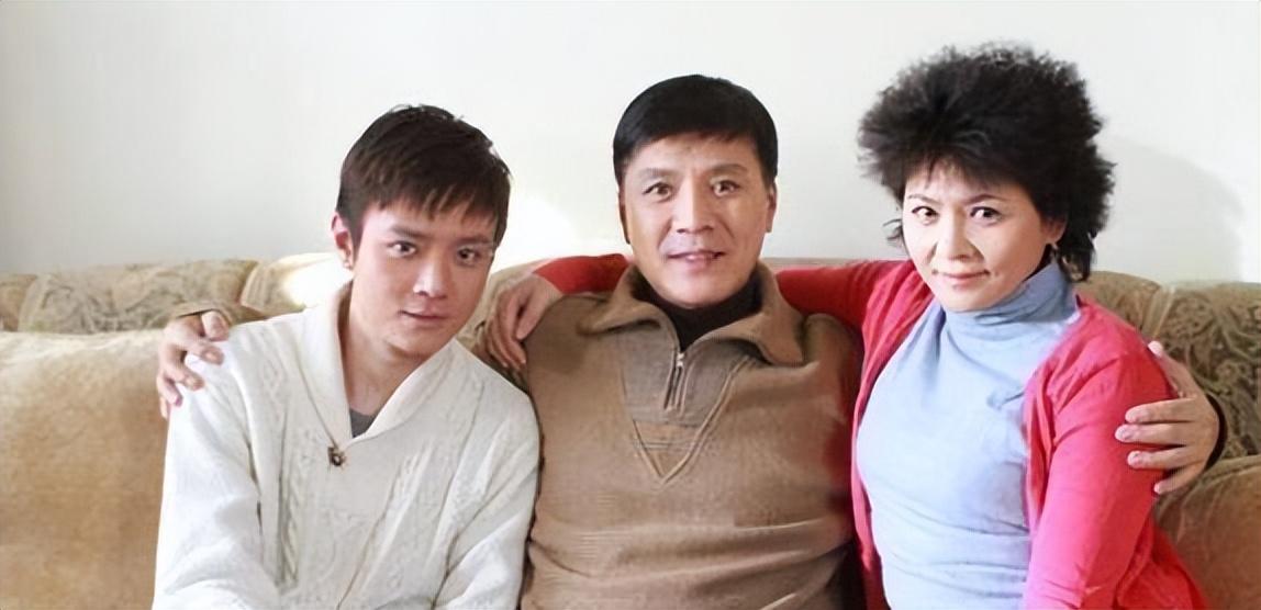 茹萍的女儿奚望:嫁演员郭晓然生一女,分手时母亲的心最痛_事业_家庭