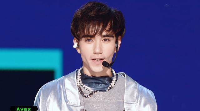 《创4》首公来袭,鹿晗歌曲改编褒贬不一,刘宇力丸错失撑腰王_表演