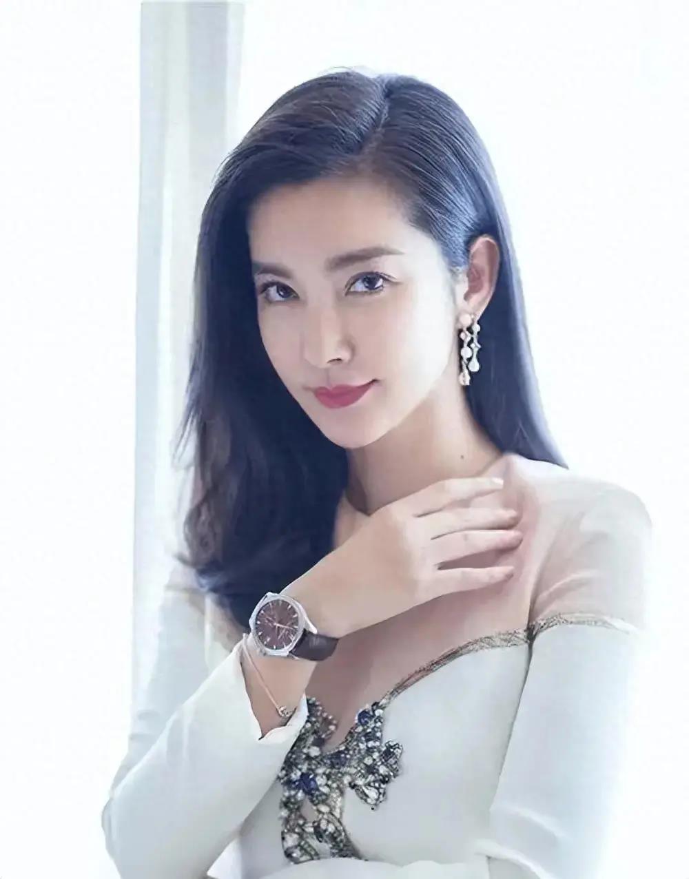 44岁的李冰冰:影视界的璀璨明珠!_魅力_演艺事业_中国