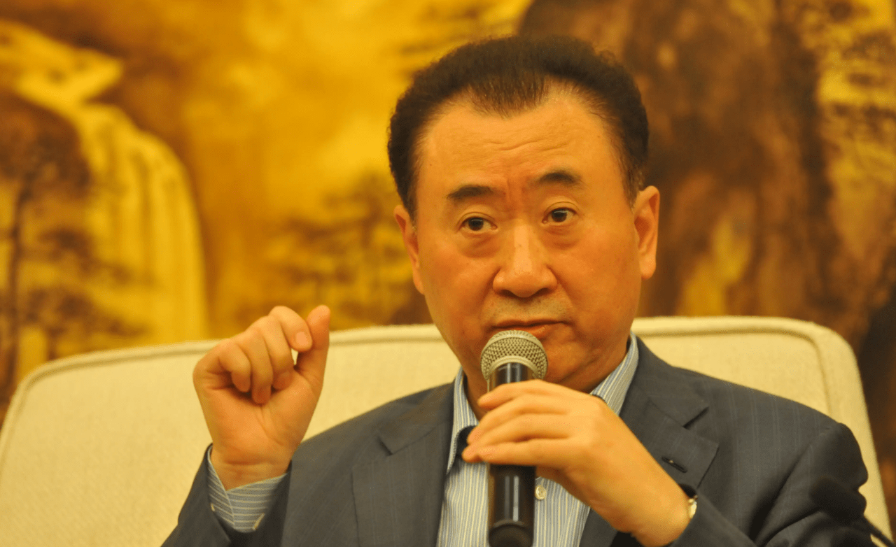 380亿对赌危机化解后,万达又有新消息,王健林再次出售万达酒店_恒大