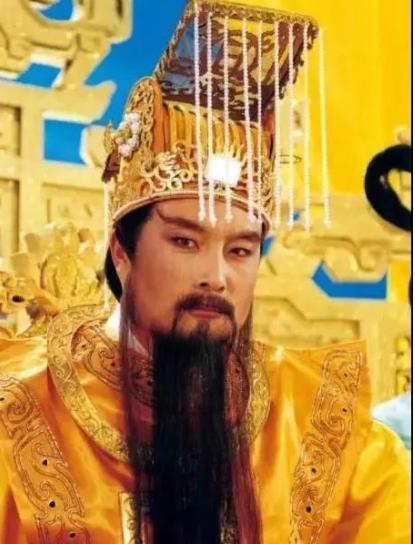 他因演玉皇大帝,成为冥币"代言人",被网友笑称六界最有钱的人_王卫国