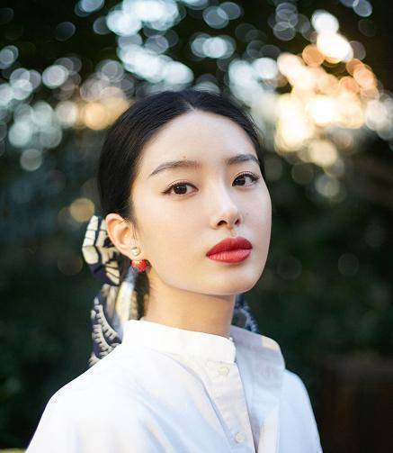 《芳华》四美近况,杨采钰两度合作冯小刚,苗苗和郑恺传恋情_电影_影视