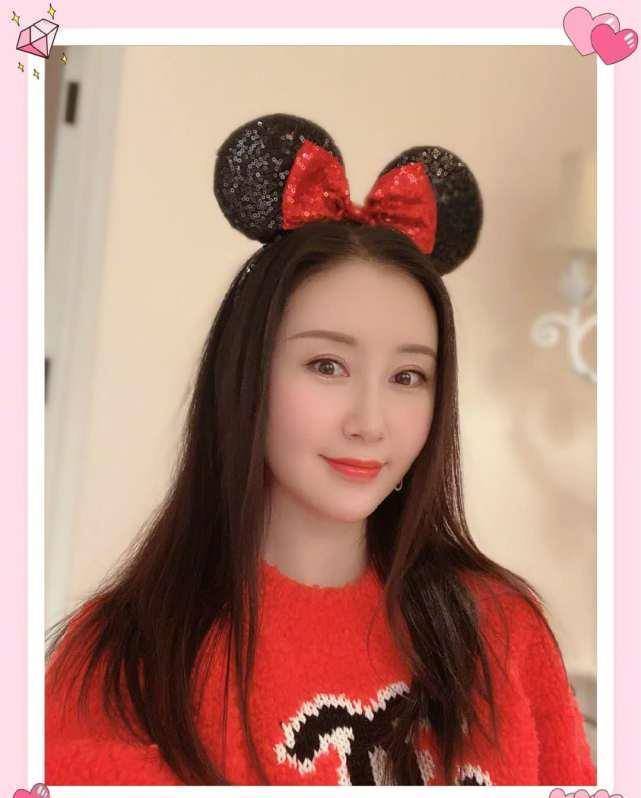 王子文再蓄长发换风格,巧妙撞脸舒畅孙怡,不走精英风改换温婉风_造型