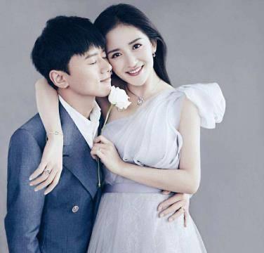 2007年,张杰"抛弃"段曦后转身牵手谢娜,如今一家四口幸福美满_何炅