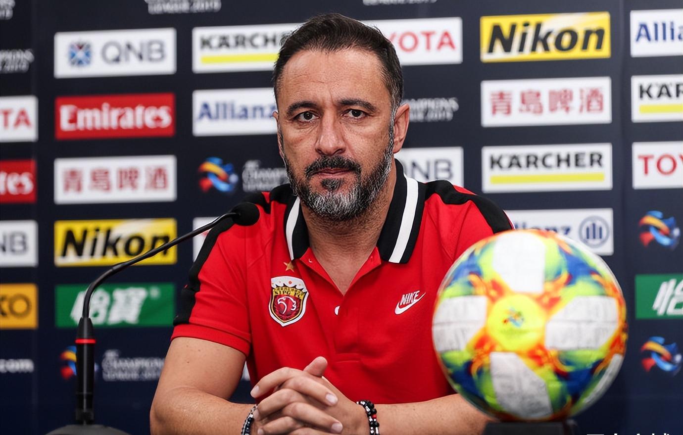 上港功勋教练:我们球员粗野因能力差,奥斯卡踢中超屈才了_佩雷拉_时候