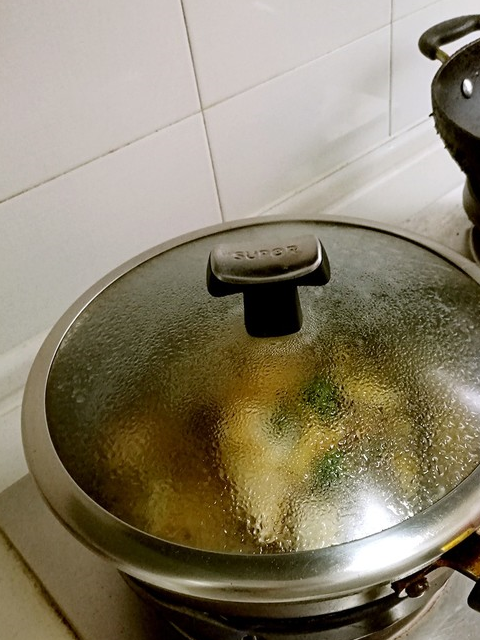 完成烹饪小贴士:1,金鲳鱼,学名卵形鲳鯵,地方名称