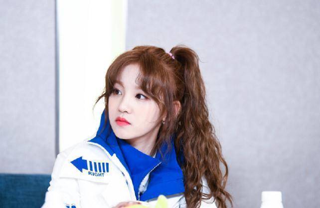 邓超,鹿晗,陈赫,王祖蓝四人相继出走,取而代之的是朱亚文,宋雨琦