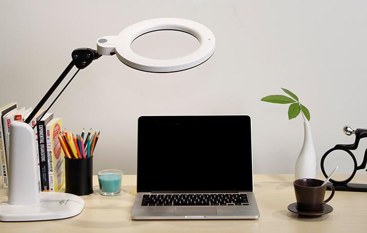 如何选择护眼台灯a和aa哪个好?好用的AA级护眼台灯都具备这些特点