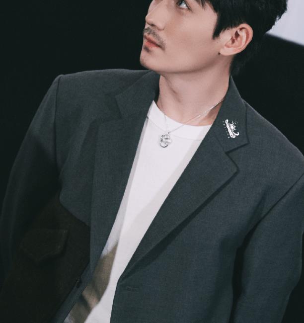 原创35岁朱一龙伤情已逐渐康复!