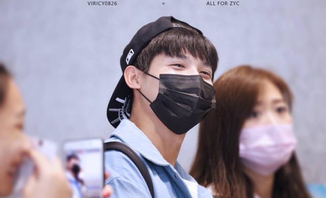 郑业成素颜生活照曝光,粉丝:差点没认出!_照片_状态_高中生