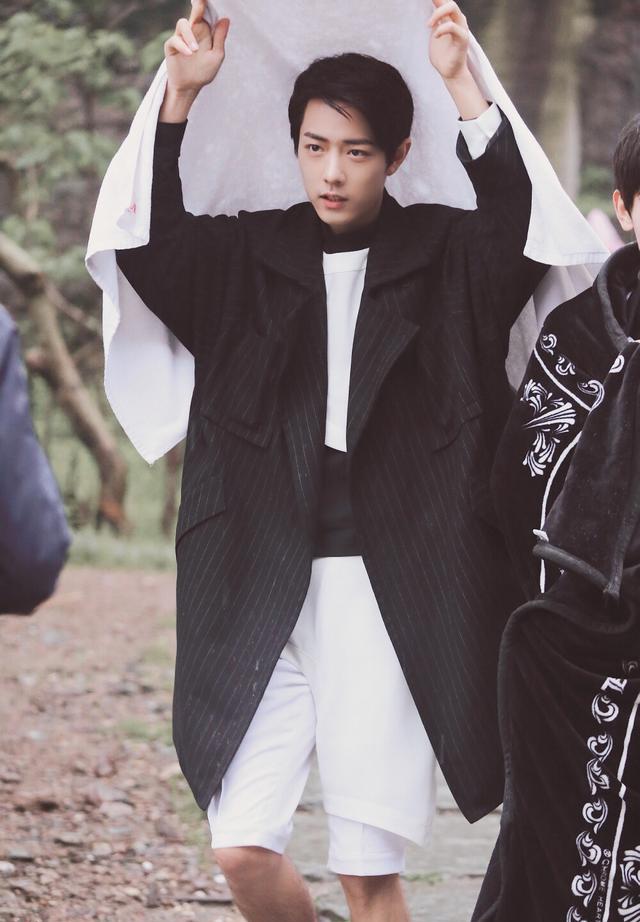 肖战的这些路透图,比精修图还好看!_战战_照片_状态