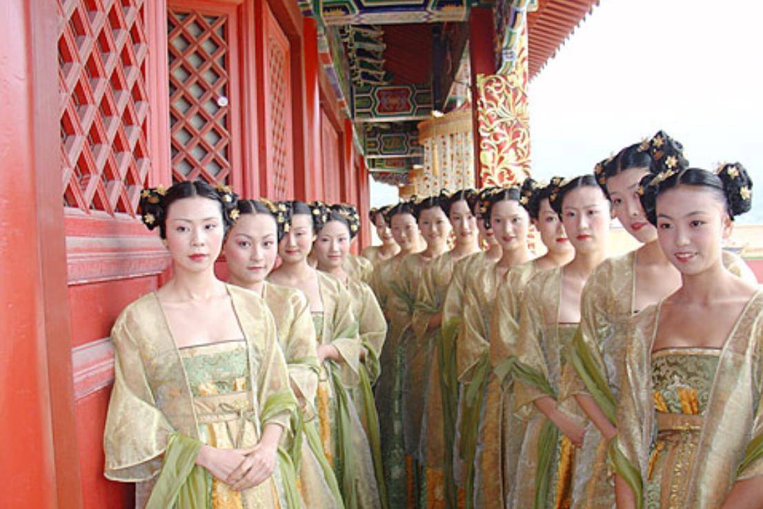 并不是,到了乾隆年间,选秀制度进一步规定道,在规定的年限内,旗人女子