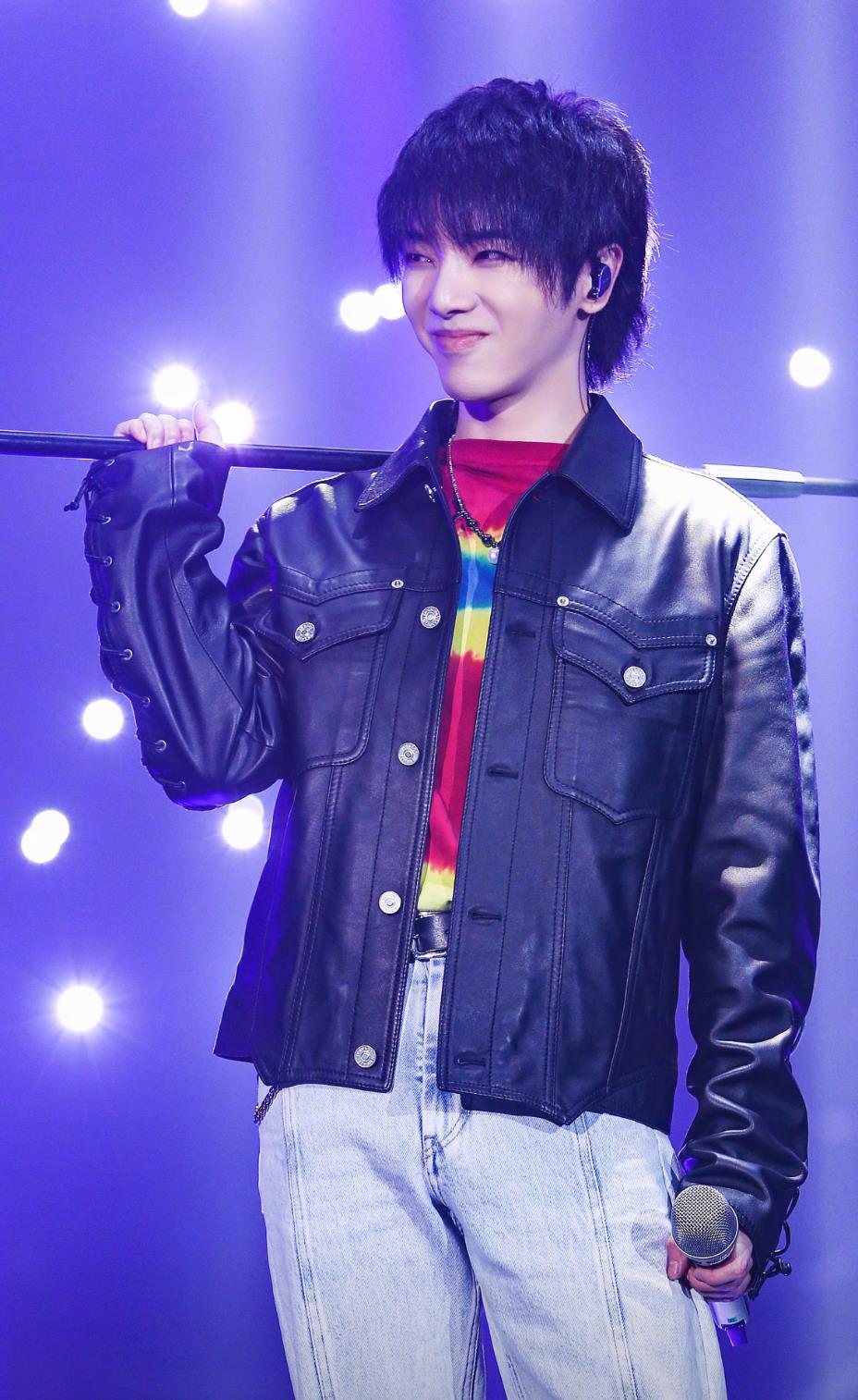 翻唱缺少原本的风格,最后一位谁都服_首歌_周杰伦_华晨宇