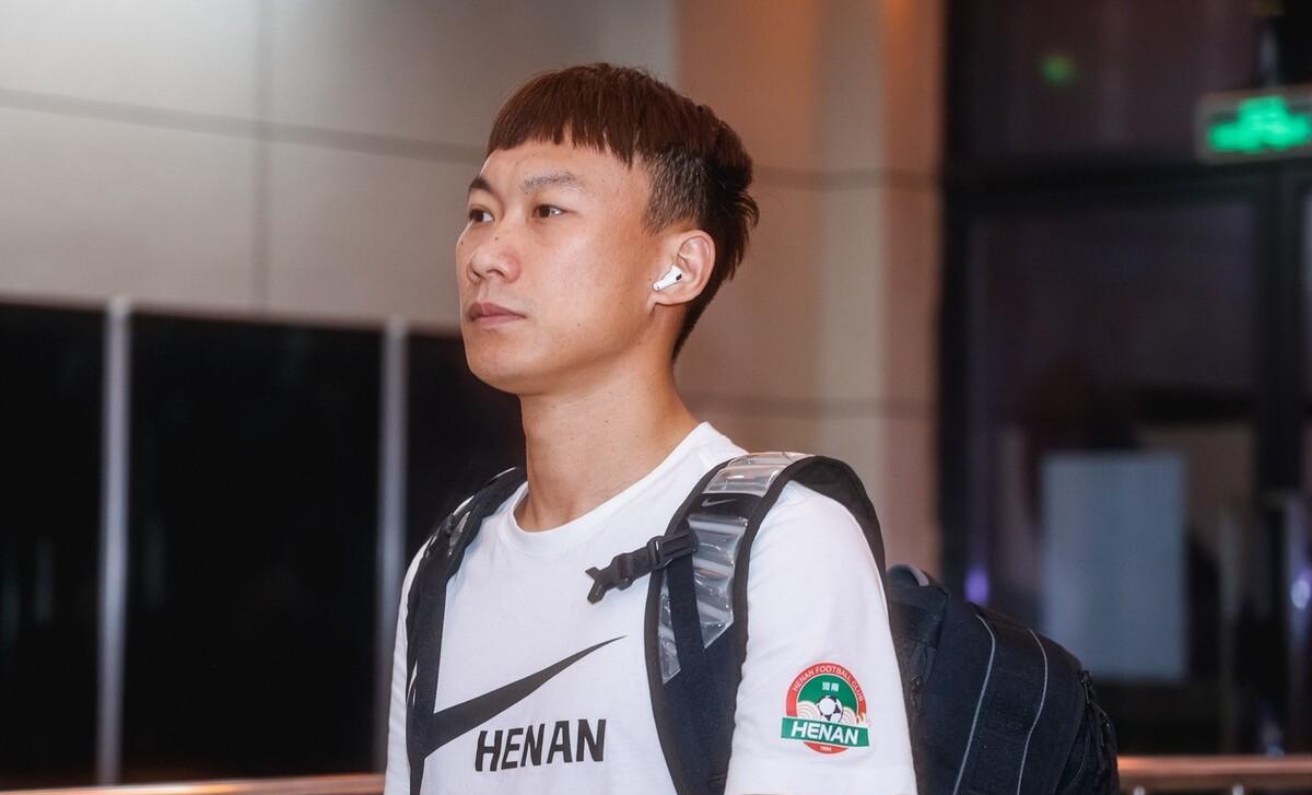 河南队6年老臣离队,126次出场4粒进球是老将留给中原的全部记忆_柯钊