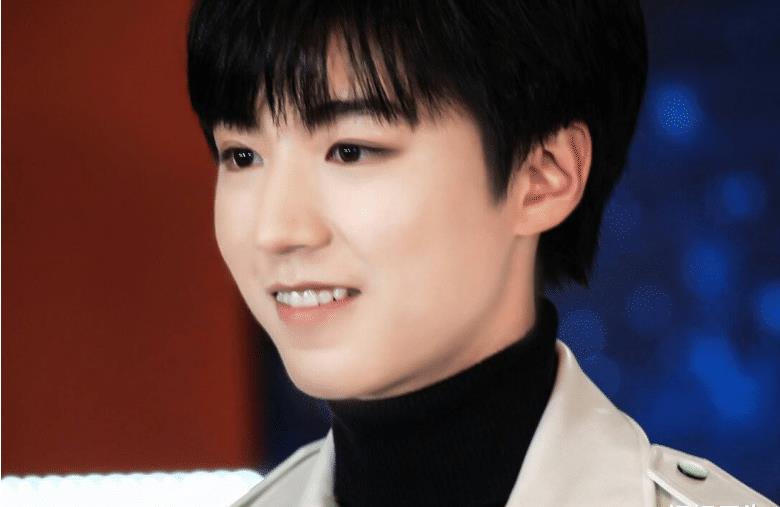 千玺我没关注不是很清楚,不过这次事件对他俩影响不大,主要是王源本人