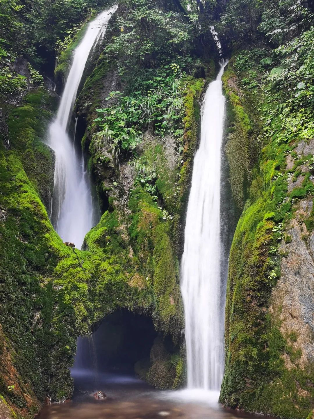瀑布泄愤崖瀑布双叠瀑布金鸡谷瀑布登幽步道依剑峰夏日炎炎一起感受重