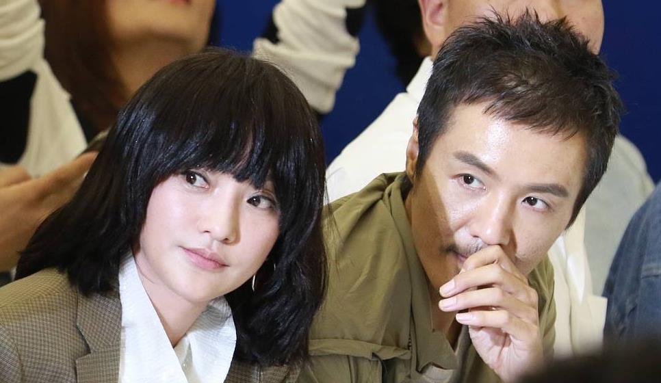 比起周迅和窦鹏的5年恋情,王菲和窦唯的3年婚姻才叫"浪费"_年周迅