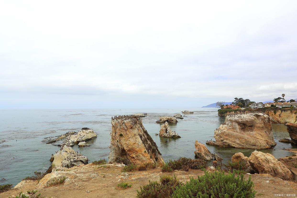 酒店住宿费用(以三星级标准为例):约500元/晚(含早餐)- 景区门票费用